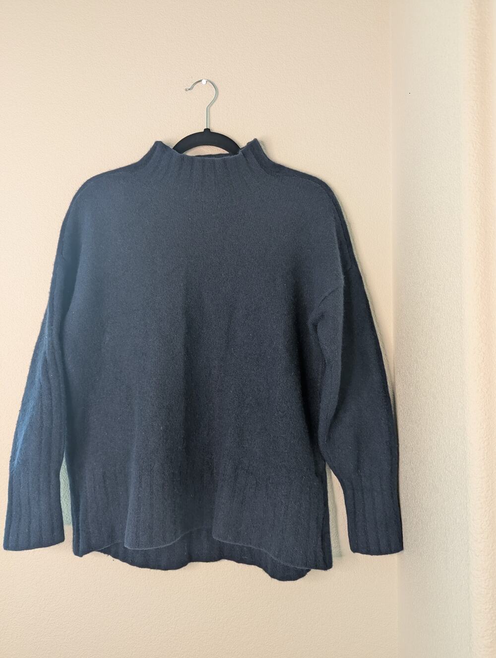 Sweaty Betty London Women's Blue 100% Alpine Wool Crewneck Sweater L Cottagecore